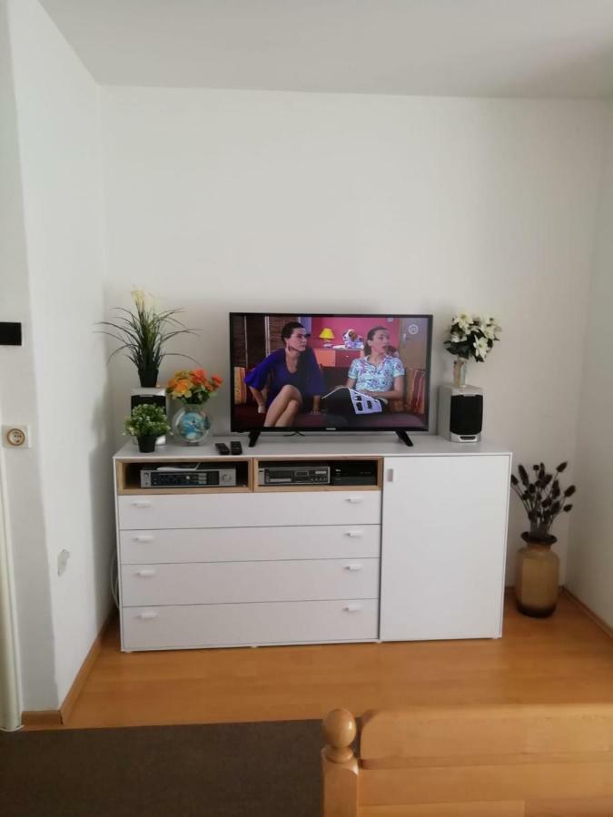 Apartment Poljak Загреб Экстерьер фото